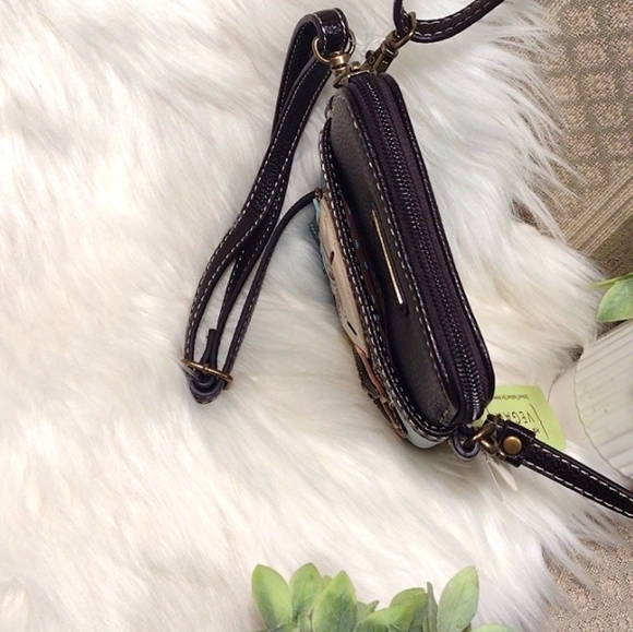 Chala Starfish Sand Dollar Convertible Phone Crossbody Bag - Picture 8 of 16